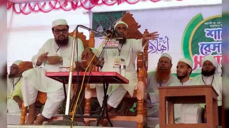 শরিয়াহবিরোধী কোনো আইনকে মেনে নেওয়ার প্রশ্নই আসে না: খতিব বায়তুল মোকাররম মসজিদ