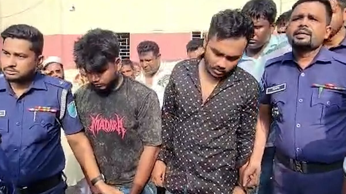 মাদকবিরোধী অভিযানে পুলিশকে গুলি, পাল্টা গুলিতে একজন গুলিবিদ্ধ