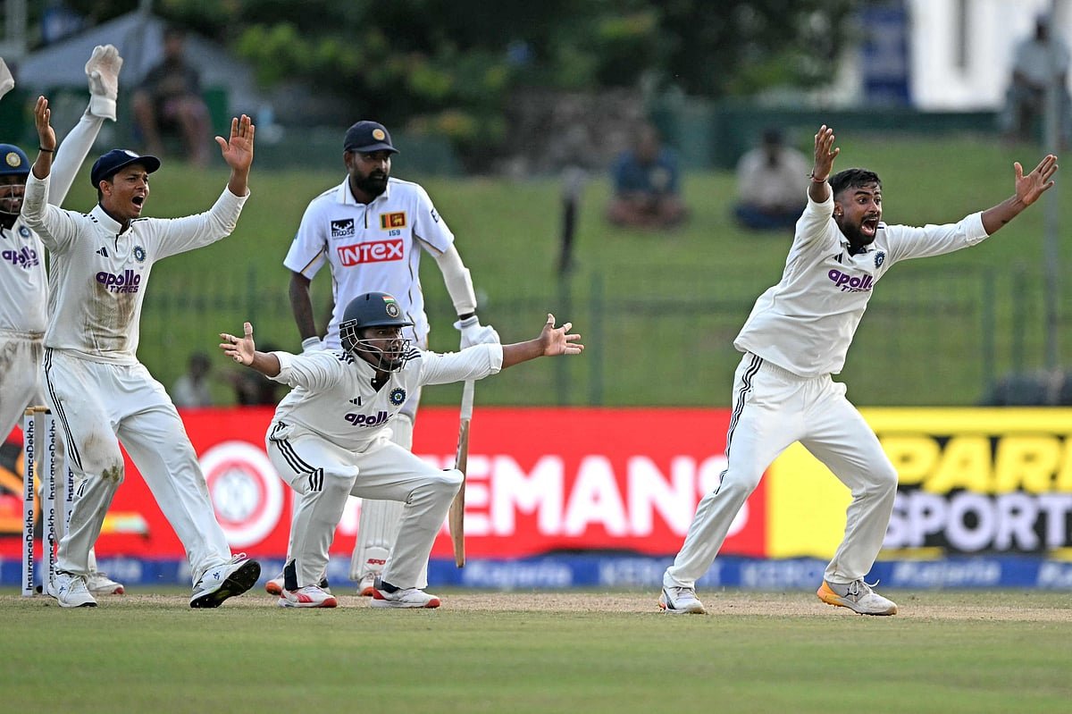 জুরেলের সেঞ্চুরি, ছক্কায় তৃতীয় পন্ত আর  শেষ বিকেলে আলোকস্বল্পতা বিতর্ক