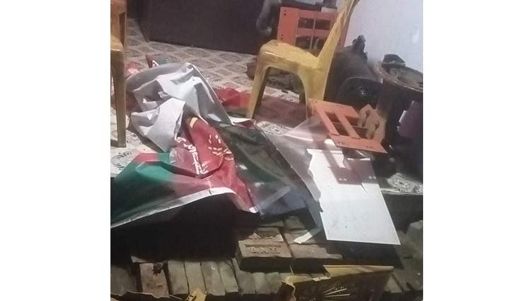 পিরোজপুরে রাতের আঁধারে তালা ভেঙে বিএনপি কার্যালয় ভাঙচুর