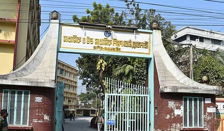 রাজশাহী বোর্ডে এসএসসির প্রায় ৯৯ হাজার খাতা চ্যালেঞ্জ