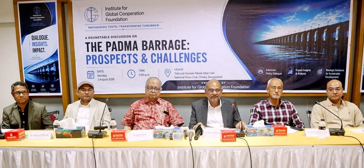 পদ্মা ব্যারাজ: পানিসংকট মোকাবিলায় দীর্ঘমেয়াদি পরিকল্পনার তাগিদ