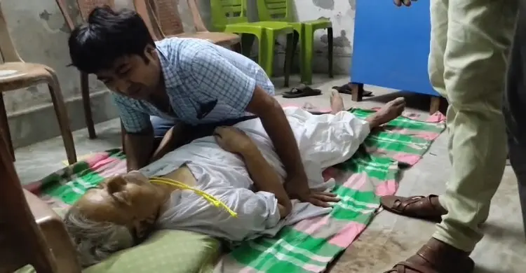 তৃণমূল নেতা আশীষ বন্দ্যোপাধ্যায়ের ঝুলন্ত লাশ উদ্ধার  