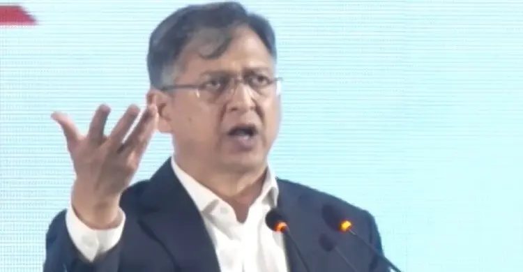 আমরা যদি বলি জুলাই কার, তাহলে জুলাই কারওই থাকবে না: স্বরাষ্ট্রমন্ত্রী