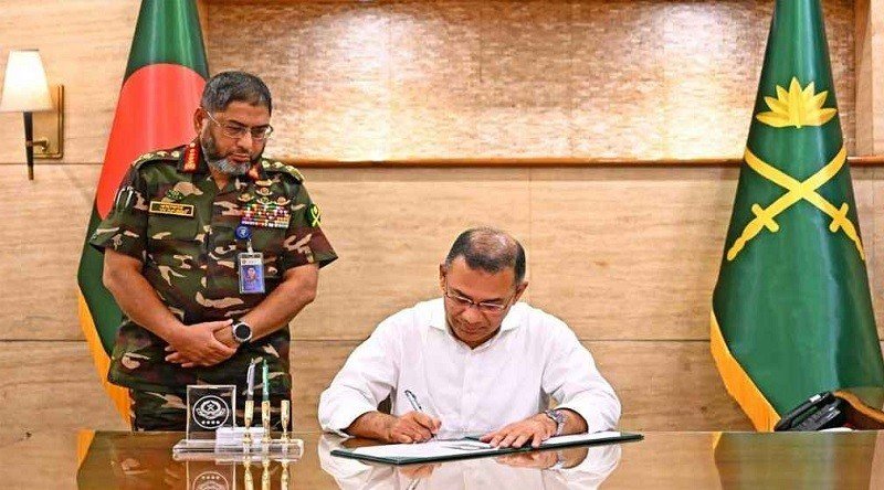 আধুনিক ও প্রযুক্তিনির্ভর সেনাবাহিনী গড়তে সরকার বদ্ধপরিকর: প্রধানমন্ত্রী