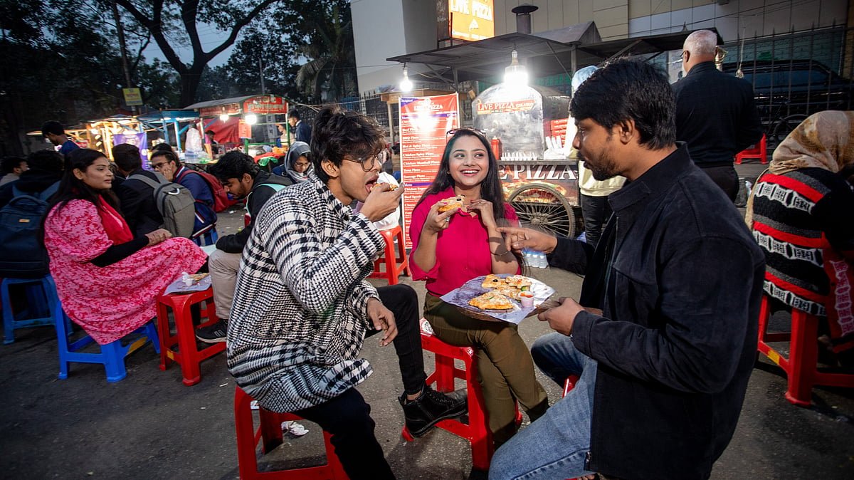 ক্যানসারের ঝুঁকি কমাতে তরুণ বয়সেই যে ৮ ধরনের খাবার নিয়ে সতর্ক হবেন