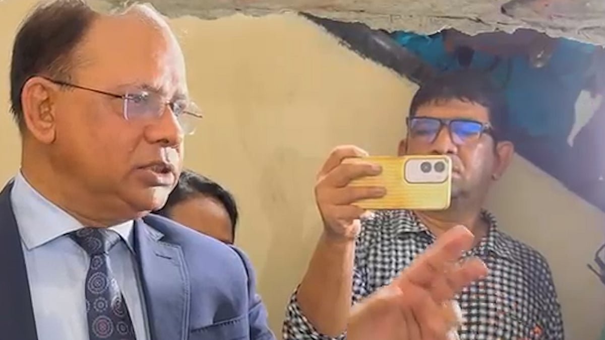 ‘গোপন বন্দিশালা’ পরিদর্শনে ট্রাইব্যুনালের বিচারপতিরা