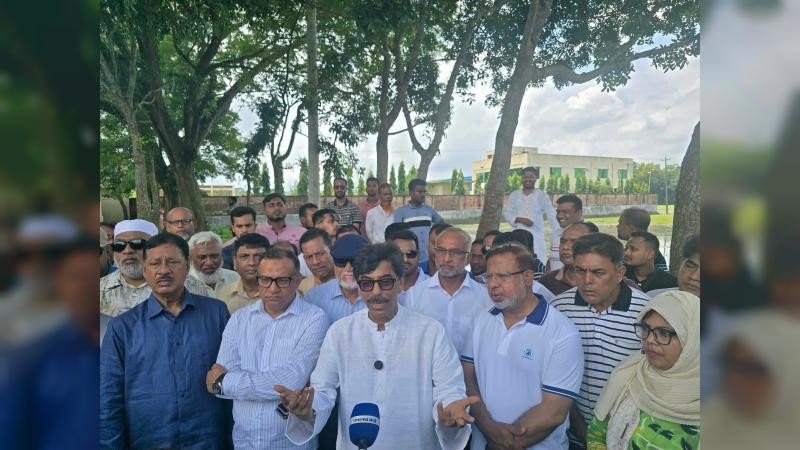 হাওরে তৈরি করা হচ্ছে ‘মিঠা পানির মা মাছের অভয়াশ্রম’