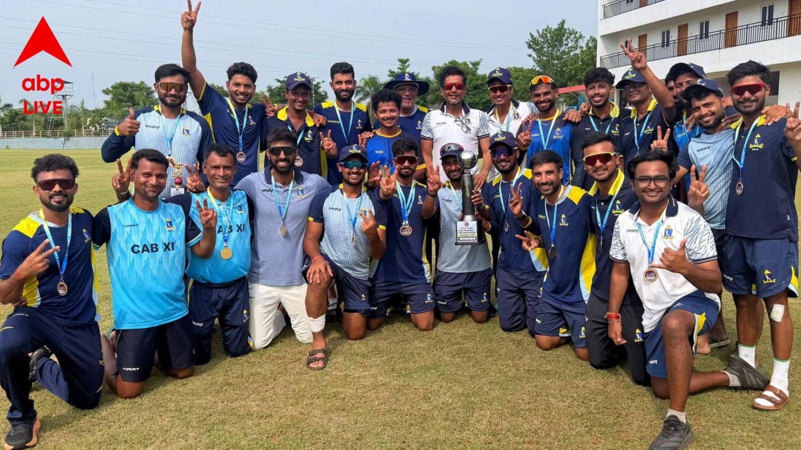 Bengal Cricket: সিয়েচেম ট্রফিতে চ্যাম্পিয়ন বাংলা, হোটেল সমস্যায় বদলে গেল সিএবি-র বার্ষিক সাধারণ সভার স্থান