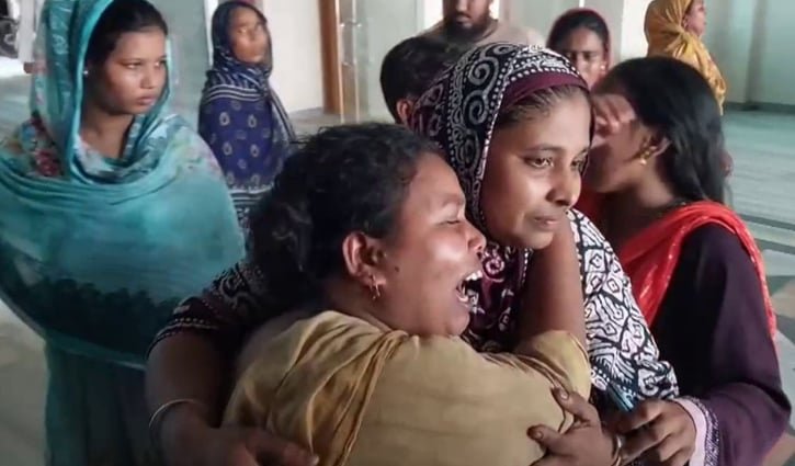 গোপালগঞ্জে বিদ্যুৎস্পৃষ্টে বাবা-ছেলের মৃত্যু