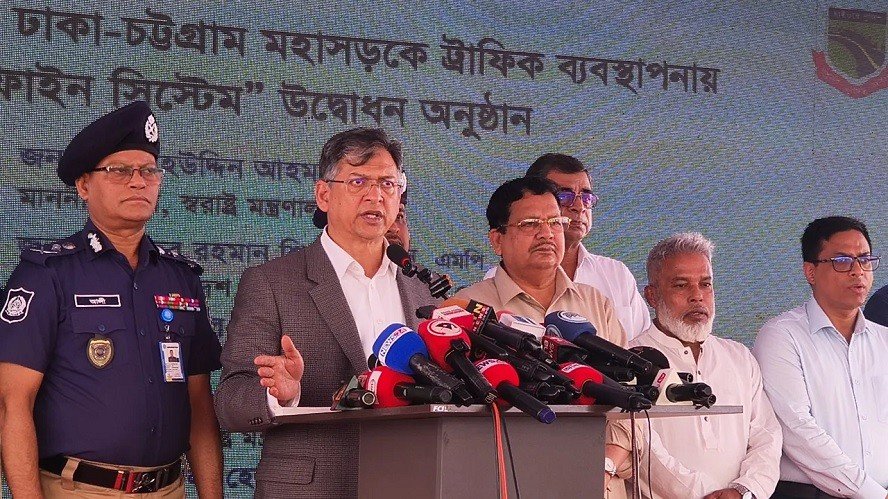 মহাসড়কে শৃঙ্খলা ফেরাতে প্রথমবার এআই ‘অটো ফাইন সিস্টেম’
