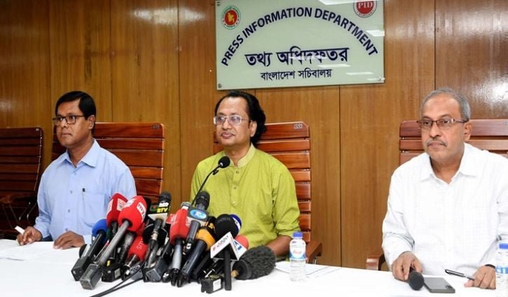ককটেল বিস্ফোরণ-বাসে আগুন দিয়ে সংকট তৈরি করা যাবে না: জাহেদ