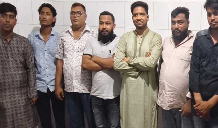 সাভারে আ.লীগের মিছিলে পুলিশের ধাওয়া, গ্রেপ্তার ৯