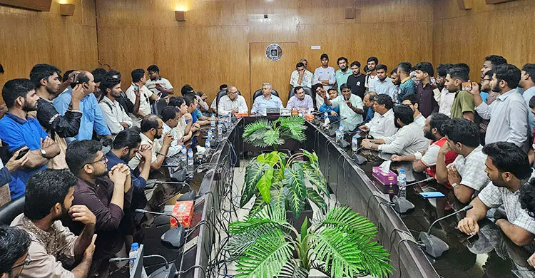 রাবিতে সংঘর্ষের ঘটনা তদন্তে ৫ সদস্যের কমিটি