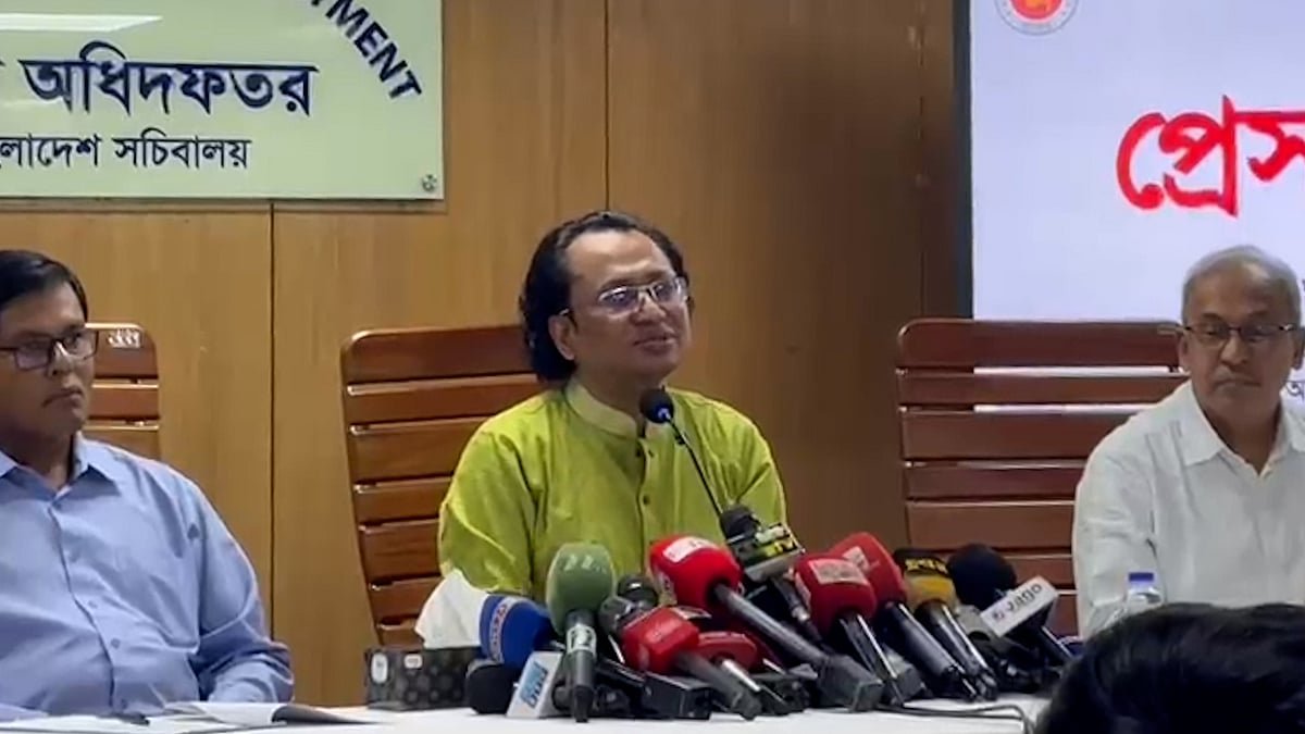 ককটেল ফুটিয়ে সরকারে সংকট তৈরি করা যাবে না: জাহেদ উর রহমান