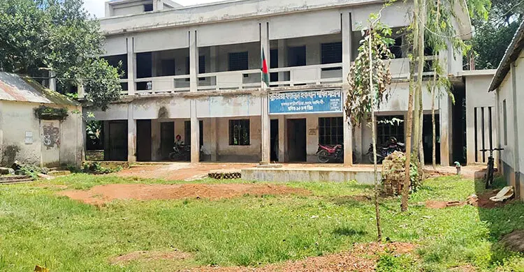 ১৮ শিক্ষকের মাদরাসায় ১৬ পরীক্ষার্থী, সবাই ফেল