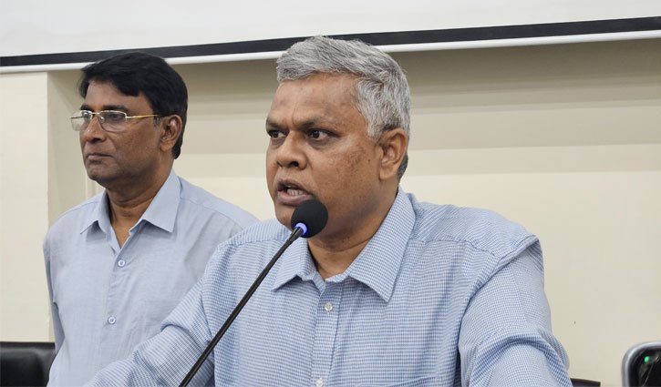 ১৭ মাস আমাদের সঙ্গে রাস্তার কুকুরের মতো আচরণ করা হয়েছে: রাবি উপাচ