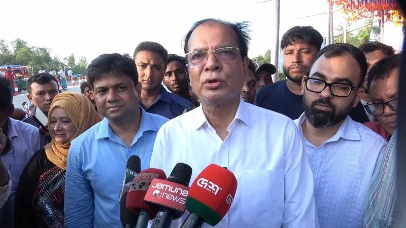 বিগত স্বৈরশাসক বিদ্যুৎ খাতকে ধ্বংস করে গেছে: ত্রাণমন্ত্রী