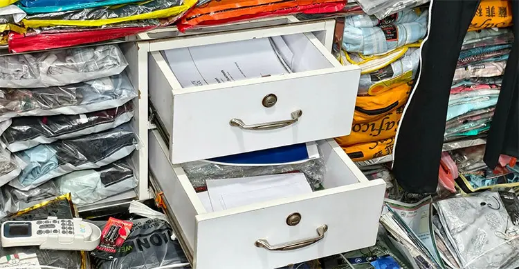 মাগুরার বেবি প্লাজা মার্কেটের ৬ দোকানে চুরি