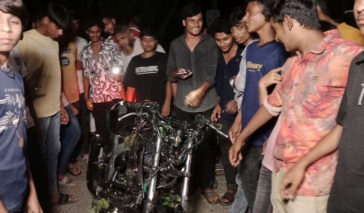 ফরিদপুরে মোটরসাইকেল-বাইসাইকেলের সংঘর্ষে কৃষকের মৃত্যু