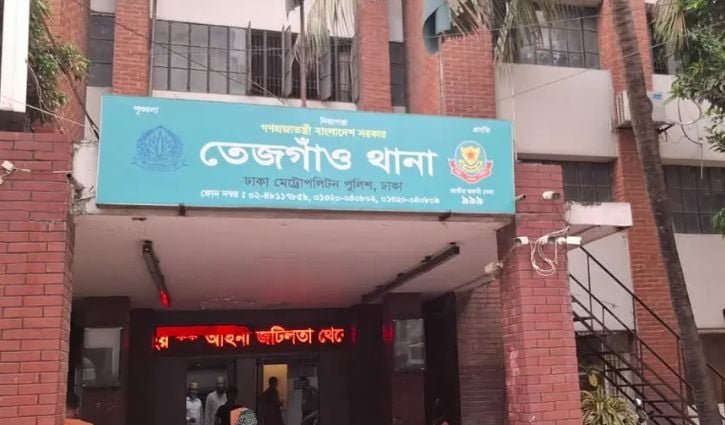 তেজগাঁওয়ে মসজিদে গোপন বৈঠক, উগ্রবাদী সন্দেহে আটক ২৩