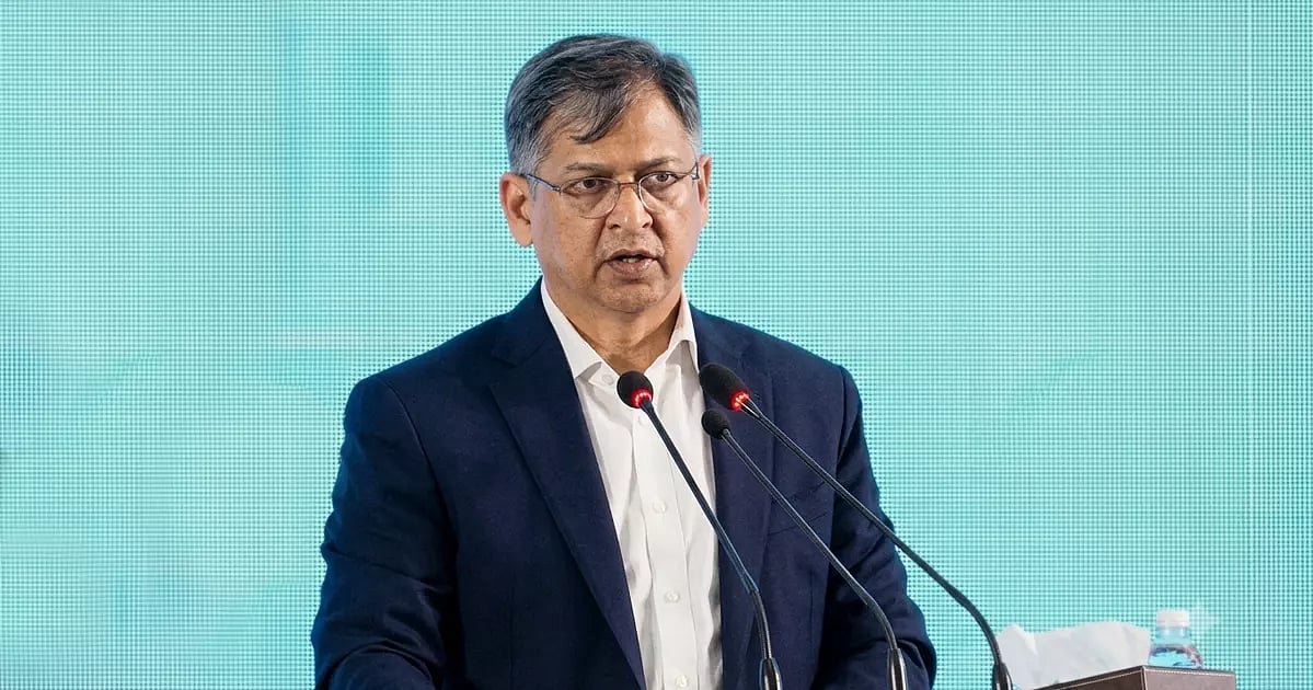 রোহিঙ্গা সংকট দীর্ঘায়িত হলে
নিরাপত্তাঝুঁকি বাড়বে