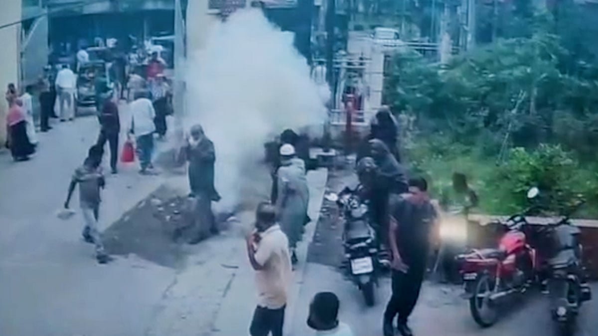 জেলা জজ আদালত প্রাঙ্গণে বিস্ফোরণ, আতঙ্ক