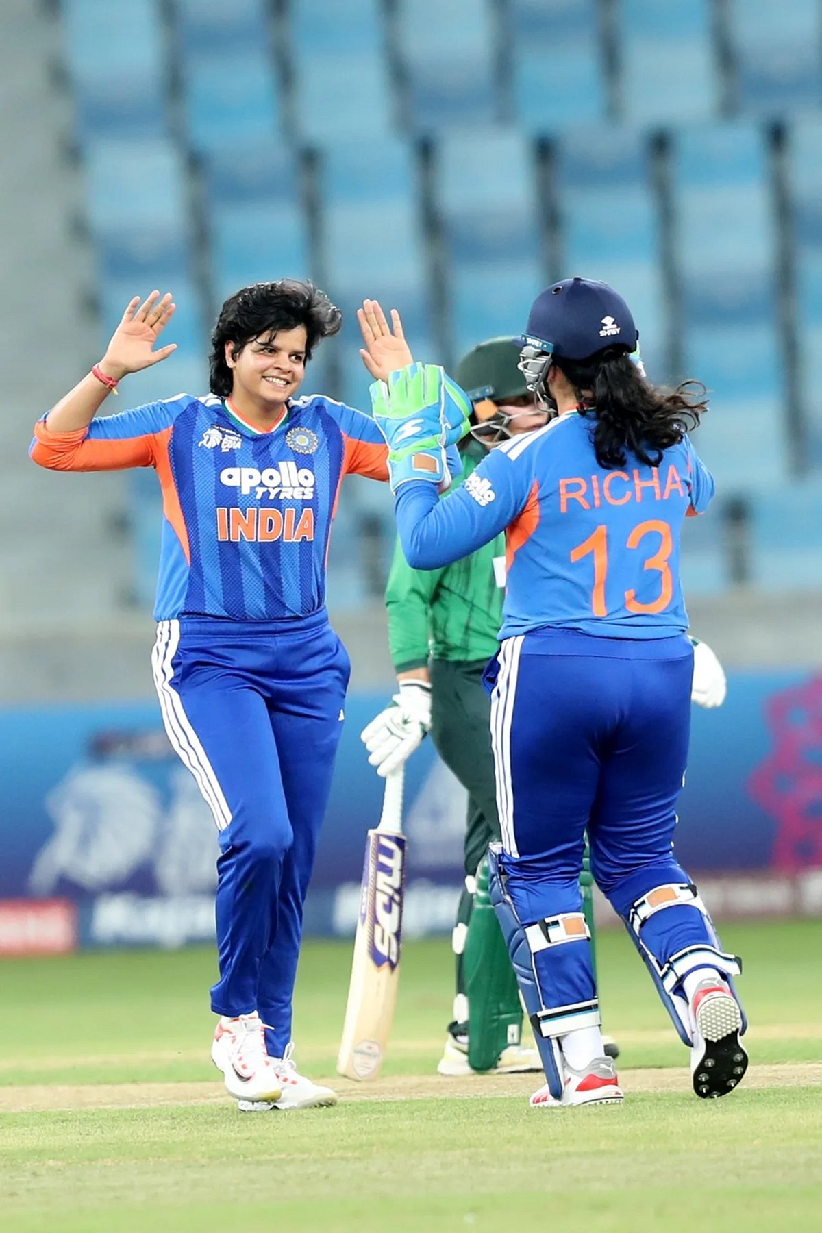নিজেদের ইতিহাসে সর্বনিম্ন রানে অলআউট পাকিস্তান, ভারত জিতল ৭ উইকেটে