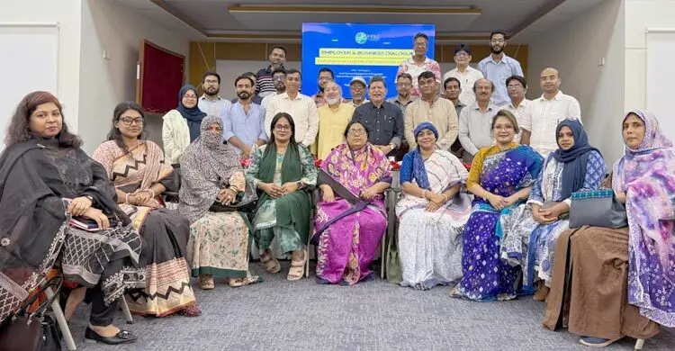 ‘আমাদের ঢাকায় গিয়ে চাকরি করার পরামর্শ দেওয়া হয়’