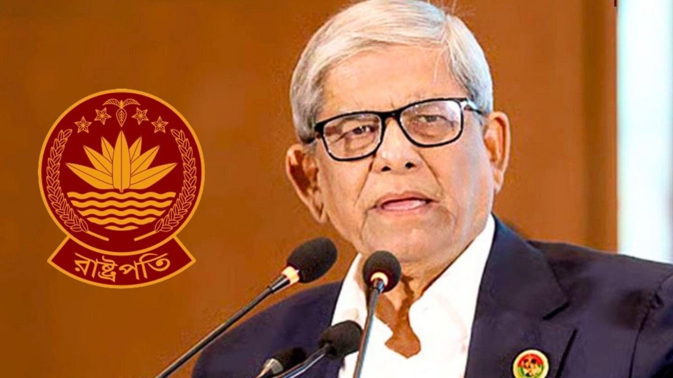 রাষ্ট্রপতি পদে বিএনপির প্রার্থী মির্জা ফখরুলের মনোনয়নপত্র জমা